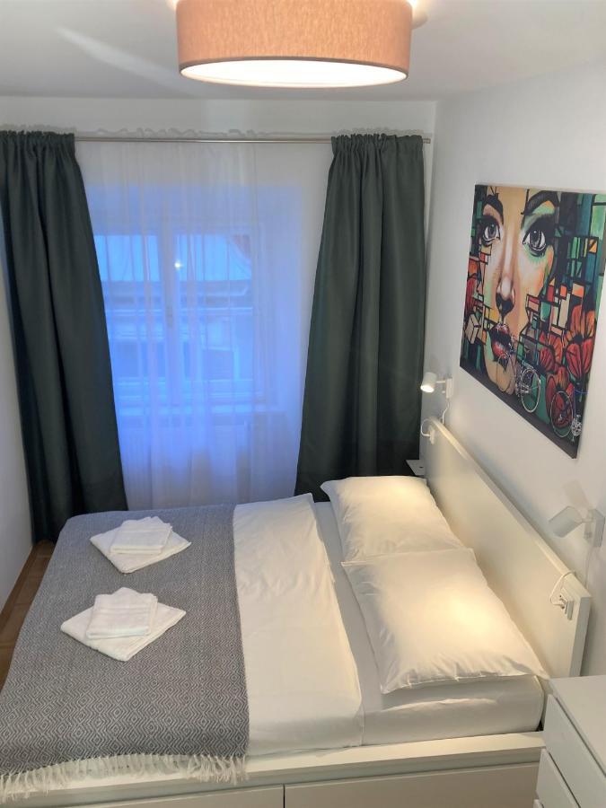 Carillon By Bestchoice - Old City - Self Check-In With Parking Option Graz Bagian luar foto