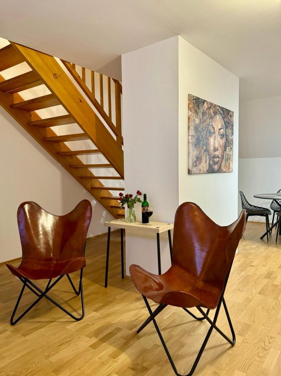 Carillon By Bestchoice - Old City - Self Check-In With Parking Option Graz Bagian luar foto
