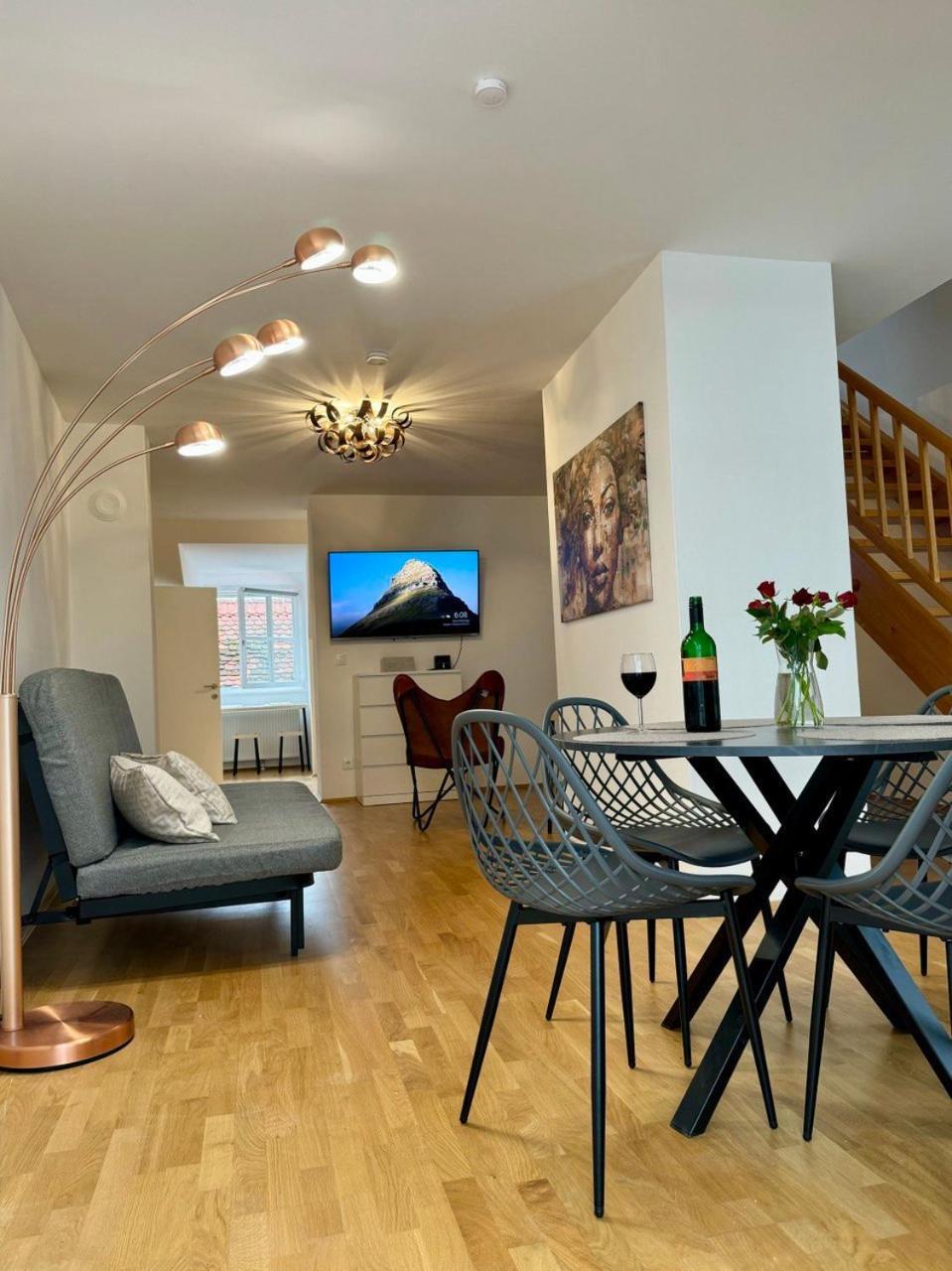 Carillon By Bestchoice - Old City - Self Check-In With Parking Option Graz Bagian luar foto