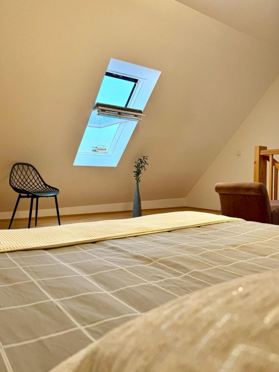Carillon By Bestchoice - Old City - Self Check-In With Parking Option Graz Bagian luar foto